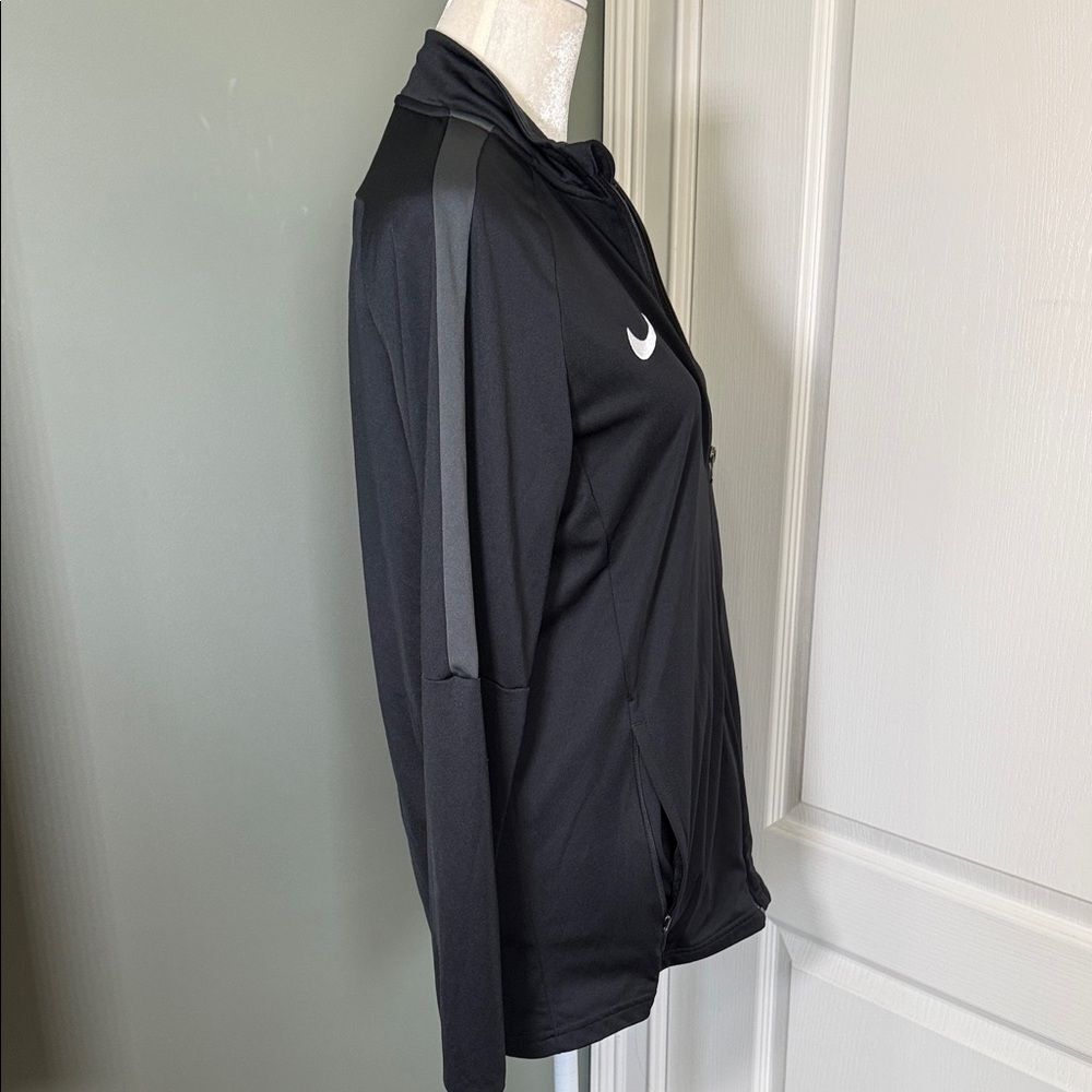 Nike Dri-FIT Black and Grey Full-Zip Track Jacket Size M - Picture 7 of 10